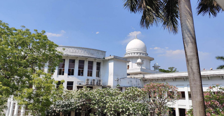 সংসদ ভেঙে দিয়ে সেনাবাহিনীর প্রত্যক্ষ তত্ত্বাবধানে পুনরায় নির্বাচনের তফসিল ঘোষণা চেয়ে ফের রিট দায়ের করা হয়েছে।